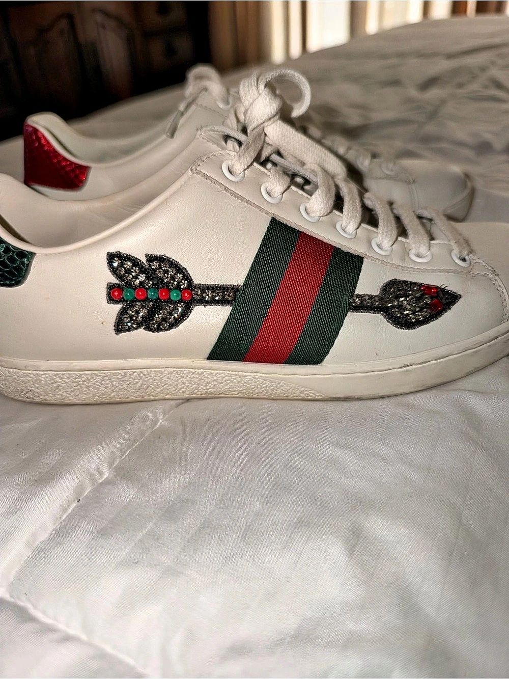 Gucci Ace Embroidered Arrow Sneaker Sneakers White & Green
